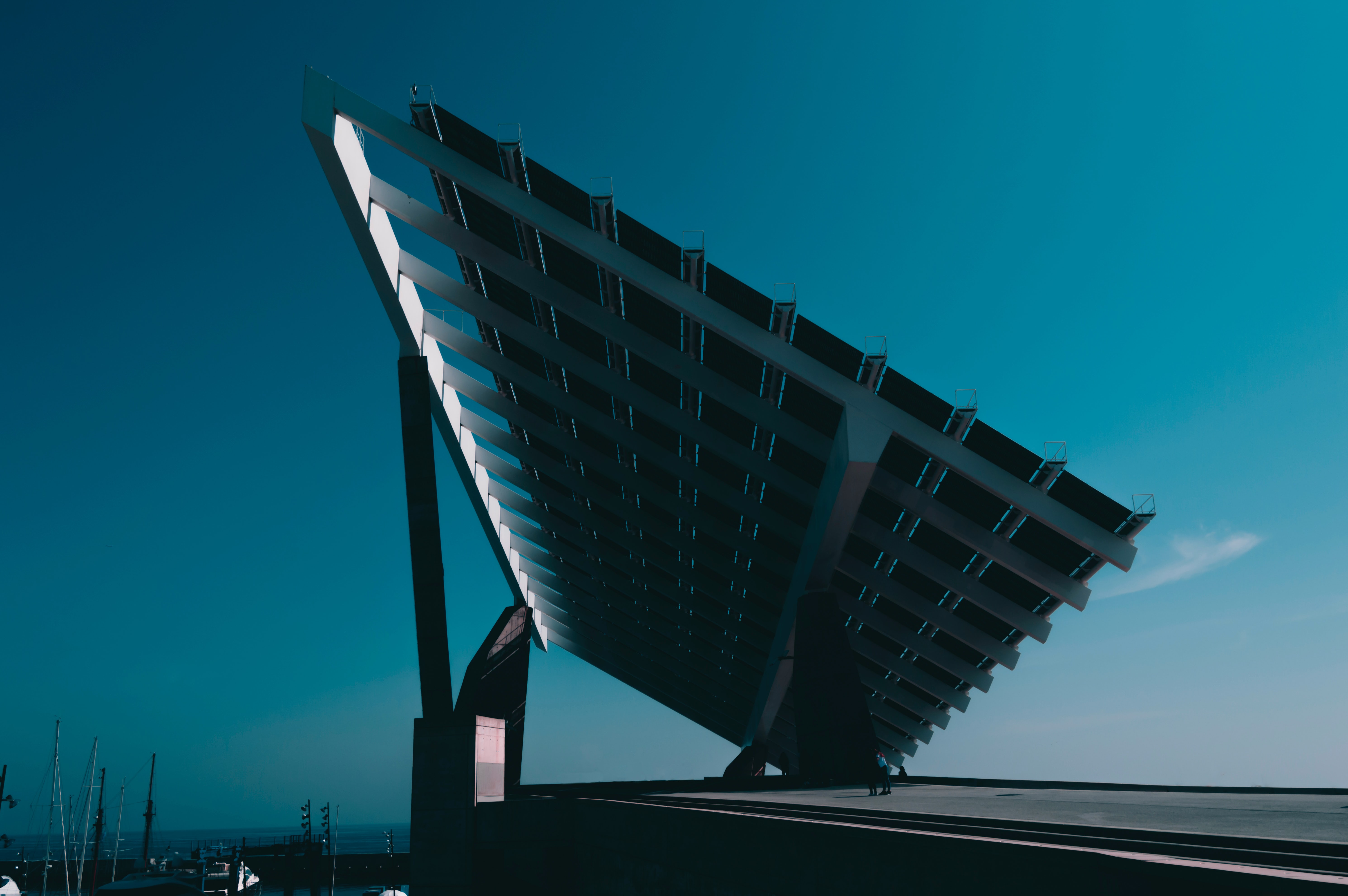 8m - European Leader in Renewable Energy Development